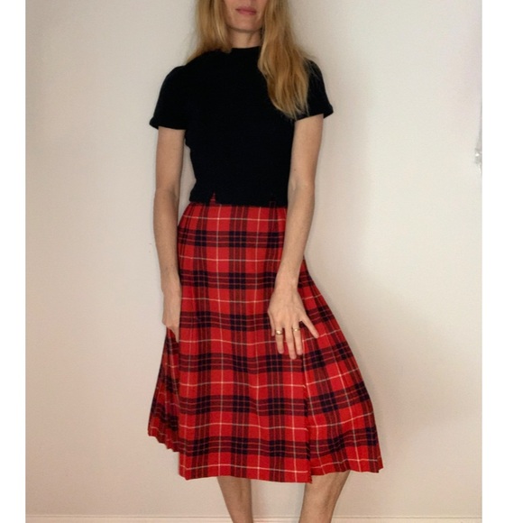 Vintage Handmade Plaid Wool Pleated Skirt - Picture 5 of 16